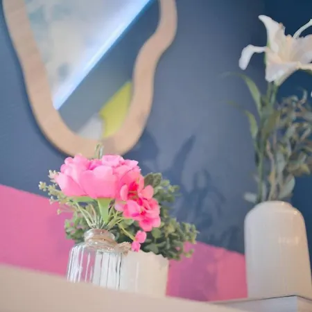 Popart Insolite Jacuzzi,sauna & Parking Free *