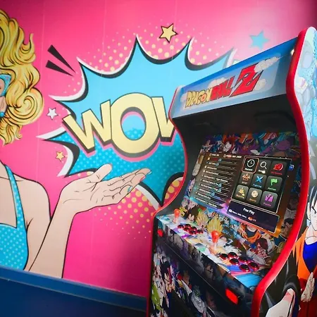 Apartman Popart Insolite Jacuzzi,sauna & Parking Free