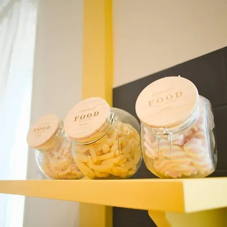 Popart Insolite Jacuzzi,sauna & Parking Free Lägenhet *