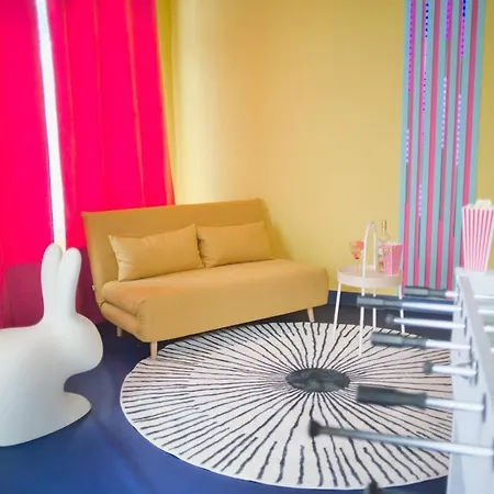 Popart Insolite Jacuzzi,sauna & Parking Free Apartman Mulhouse